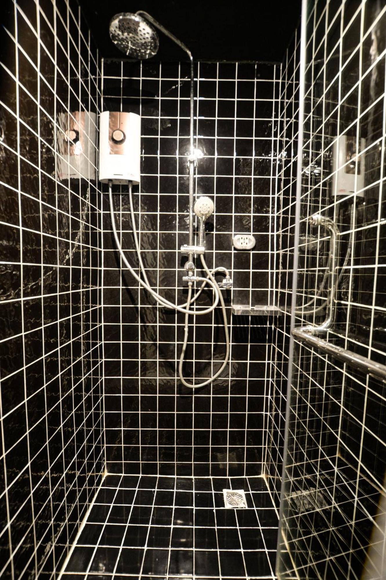Hotel Four Sister Lamoon Bangkok Esterno foto