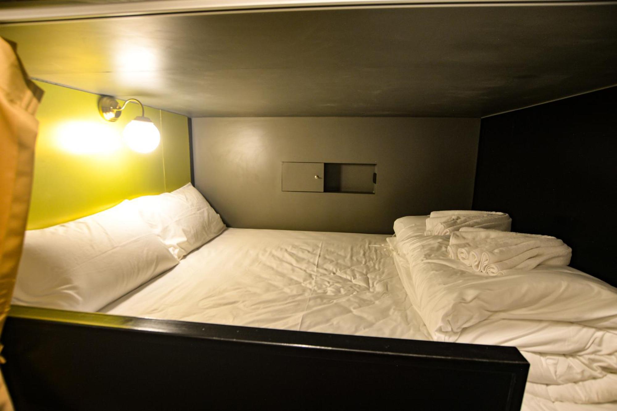 Hotel Four Sister Lamoon Bangkok Esterno foto
