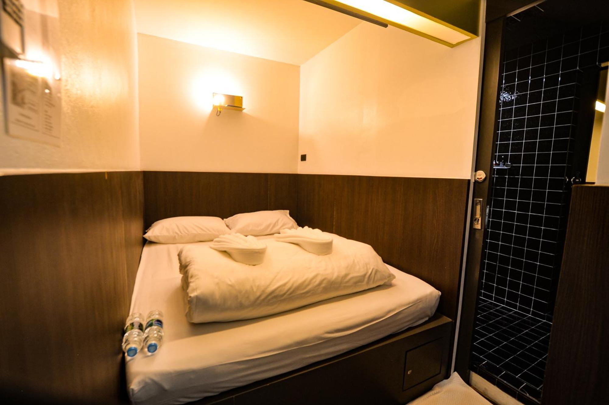 Hotel Four Sister Lamoon Bangkok Esterno foto
